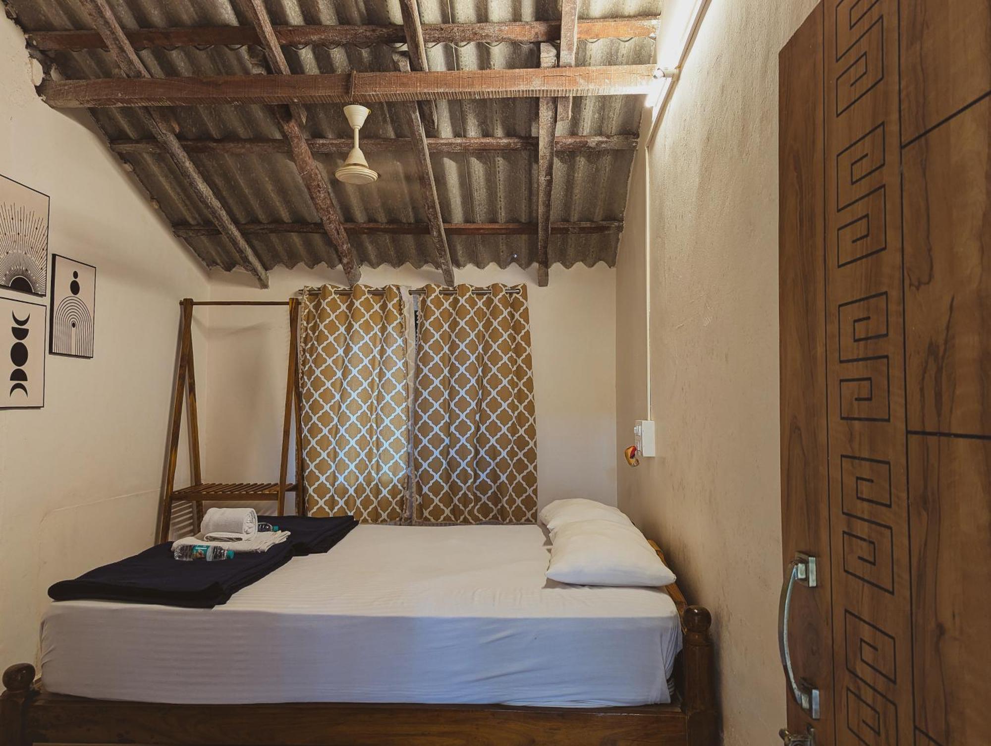 Sunset Cafe Beach Stay Gokarna  Exterior photo